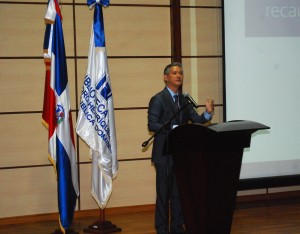 Conferencia la Efectividad de la Política Económica de República Dominicana